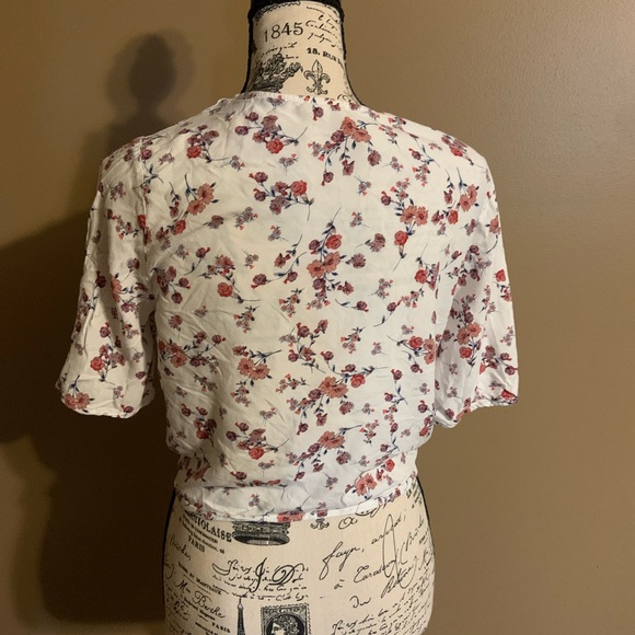 Japna floral ladies blouse - Picture 2 of 4